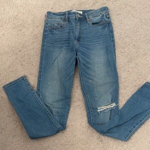 American Eagle Outfitters Distressed Blue Skinny Jeans
